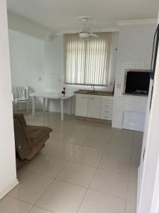 Casa com piscina a 400m da praia de Palmas