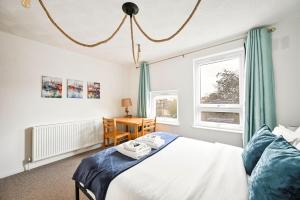 The Greenwich Cozy Retreat Sleeps 8 Near O2