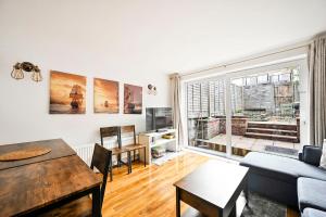 The Greenwich Cozy Retreat Sleeps 8 Near O2