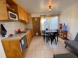 BUHO Classic Cabin BBQ Kitchen Parking Pet