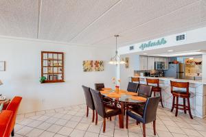 Steps to Beach! Coastal 2BR with Gulf Views