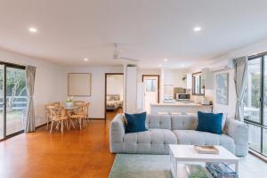 Beachside at the Bay