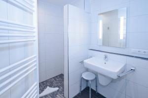 Admiralsgarten, Backbord 12