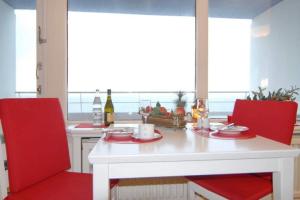 Metropol, Whg 215, Seeseite 9OG