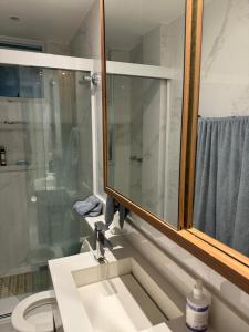 Leblon - 2 Qts próximo Dias Ferreira e Posto 11