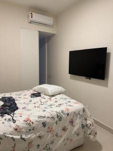 Leblon - 2 Qts próximo Dias Ferreira e Posto 11