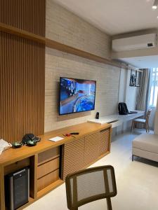 Leblon - 2 Qts próximo Dias Ferreira e Posto 11