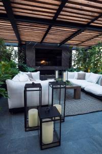 LUXURY PARKSIDE PENTHOUSE IN CONDESA, Private Terrace & Jacuzzi