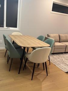 Cozy 1bedroom Mainfloor