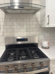 Cozy 1bedroom Mainfloor