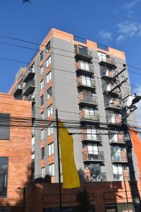 Luxury apartmentUS EmbassySolca Hospital