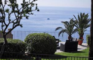 Appartements Residence port la galere : Appartement - Vue sur Mer