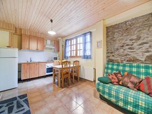 Apartment in Isavarre near Pyrenees Mountains
