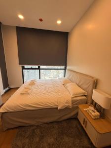 Luxury 1 Bedroom l BTS 2 mins l Pool and Gym