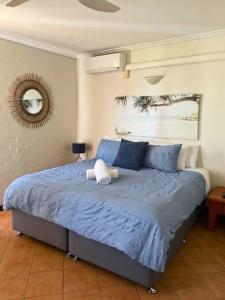 Shoreline Apartments - Unit 10