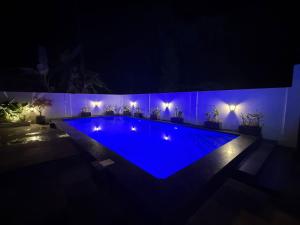 Henmil Hideaway