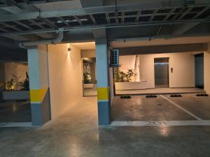 102 Un Modern Living