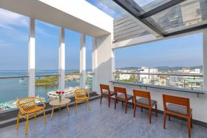 Hong Tuyet Marina Hotel - Sea View