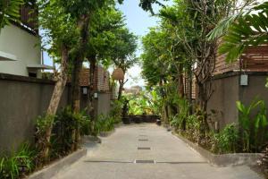 Madeline Elegant 1 BR Private Pool Villa With Bathtub