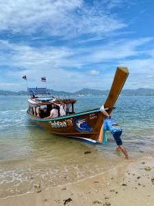Beachfront Deluxe Apartment in Phuket