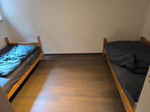 Mobilierte Wohnung- 2 Zimmer - Küche - WLAN - Parken