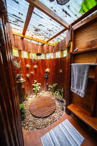 Alma Del Rio Eco-Comfort on the water