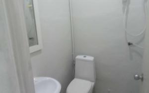 Lanta white sand beach guesthouse