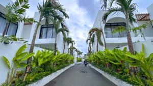 Stylish Pererenan Pool Villa Near Cafes