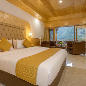 Himalayan Fort Resort, Manali