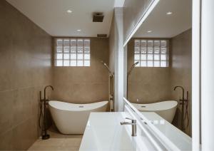 Ipoh Tiga Pool Villa by Papahost
