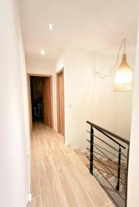 Provençal Villa With Pool In Valbonne