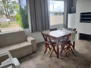 Casa em Tramandaí - 150m do Mar, Ar Cond, Churrasqueira e Wi-fi