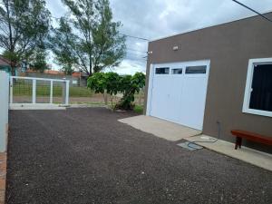 Casa em Tramandaí - 150m do Mar, Ar Cond, Churrasqueira e Wi-fi