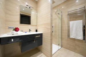 Rebecca Garden - Happy Rentals