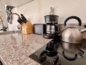 Modern & Popular Hollywood Studio at GW