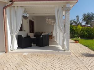 Villetta Smeraldo con giardino