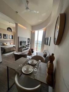 Saltstayz Select- Dwarka Sec-9 Near Yashobhoomi