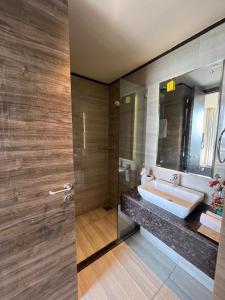 Saltstayz Select- Dwarka Sec-9 Near Yashobhoomi