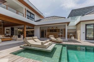 Villa Selena Space Luxury 4BR 15m Pool BBQ Staffed