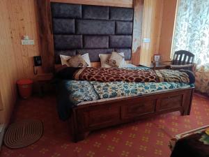 Hotel O Gulfam Palace