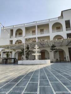Ravira Resort