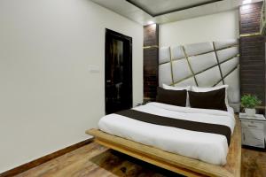HOTEL O SHIPRAJ INN