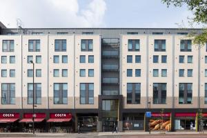 Student only Elegant Studio at Highbury I