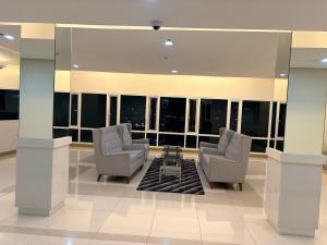 Penthouse Studio Japandi Suites, Jazz Mall Makati