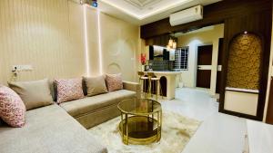 Staymoodyy- Arabic Themed Family Suite -1 BHK