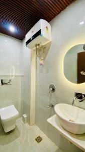 Staymoodyy- Arabic Themed Family Suite -1 BHK