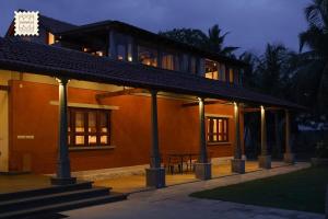 Villa with pool on 29-Acre Farm 10 mins to Beach