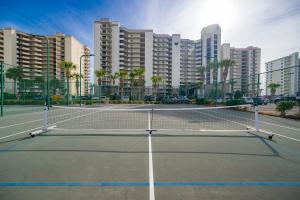 Phoenix VI 61507 condo