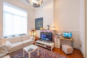 Euro Edens Cosy Historic Home in Brussels Jacuzzi, Garden, Central Location