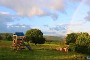 F1 Room 3 - Cour-toise